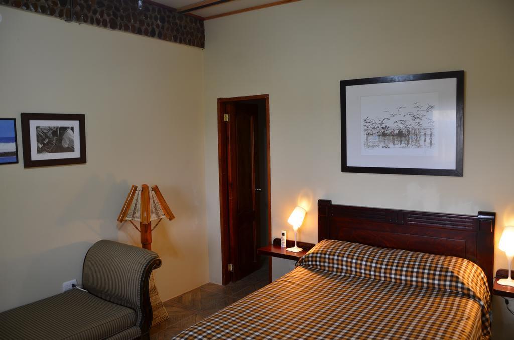 Casa Roja Hostel Montañita 外观 照片