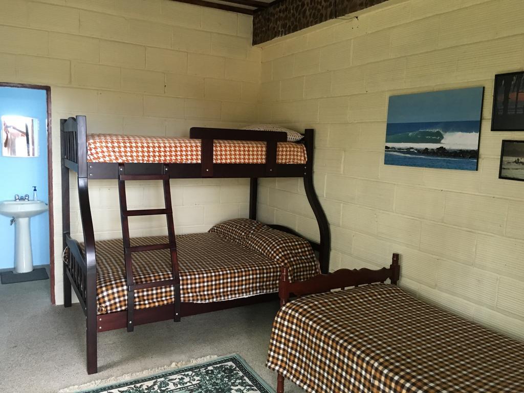 Casa Roja Hostel Montañita 外观 照片